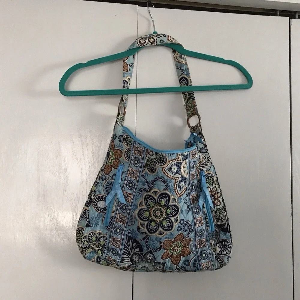 Vera Bradley Lisa B Bali Blue Shoulder Bag Hobo Style Tote Shoulder Bag Aged Wel